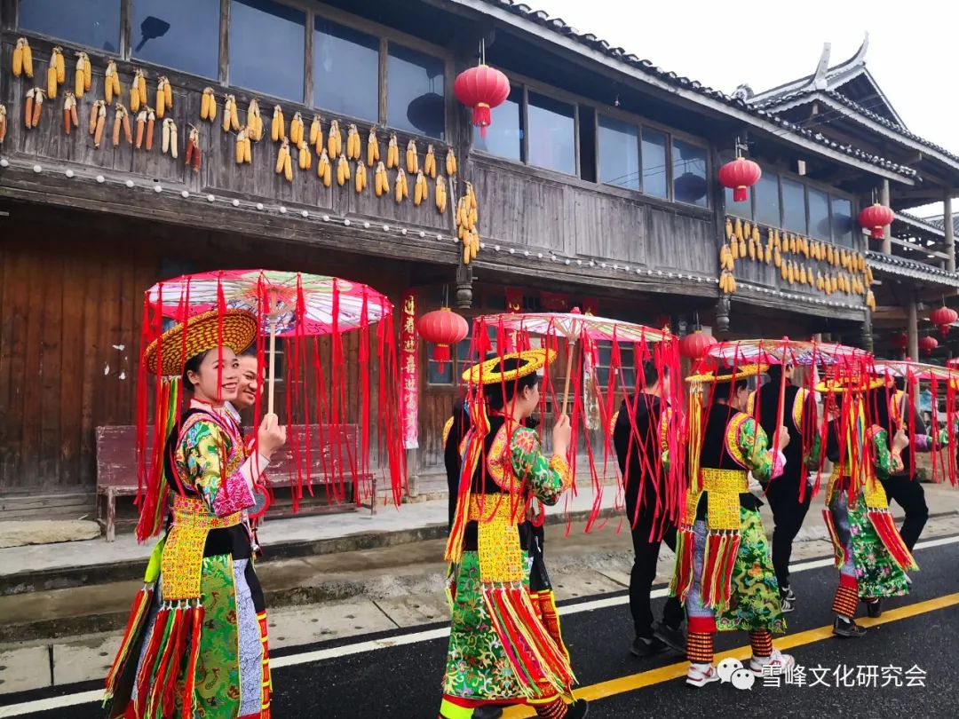 花瑶花_花瑶婚俗_花瑶花护肤品怎么样