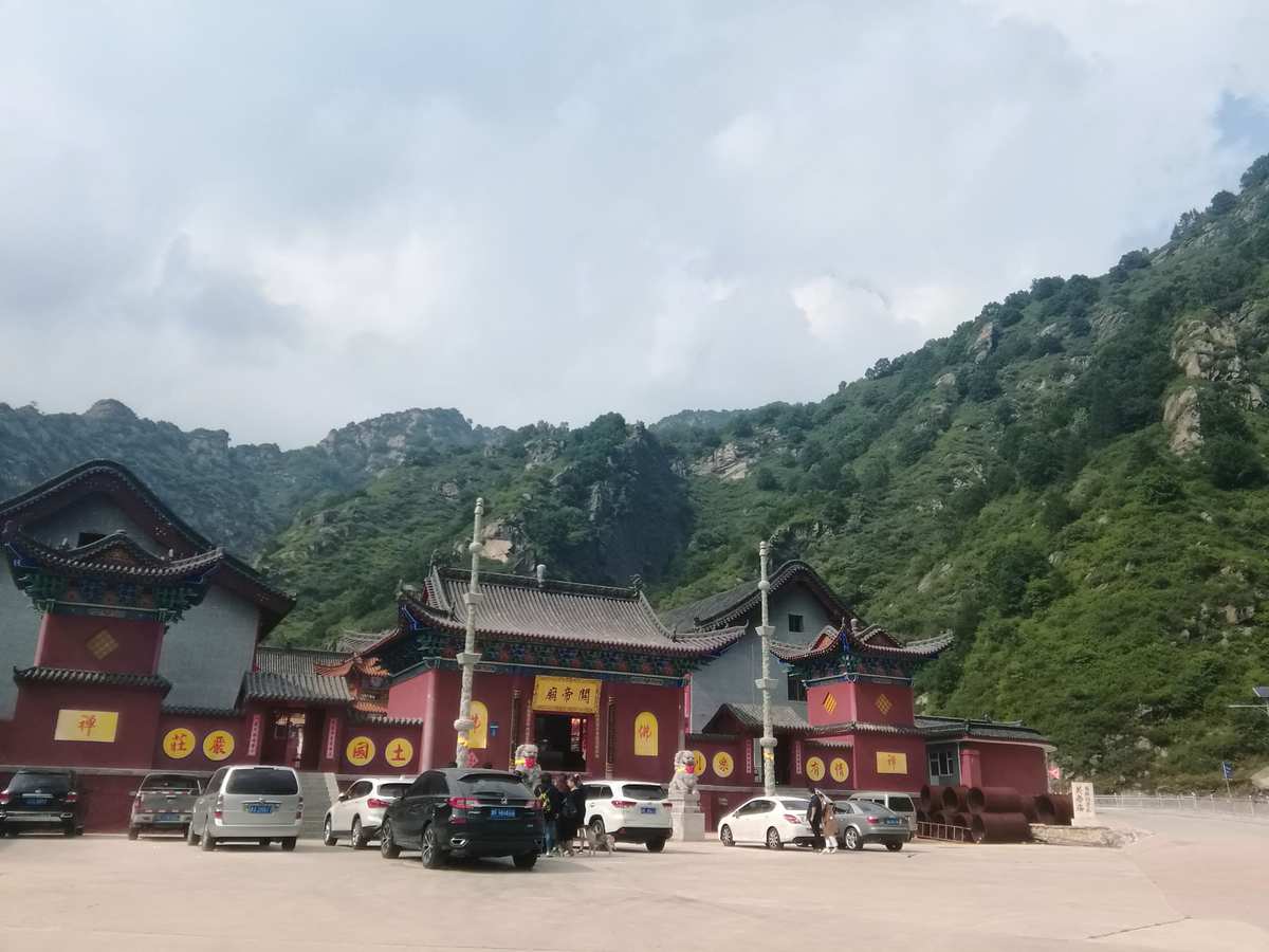 梵净山上面的庙是怎么建造的_九颂山河的建造企业是哪家_王母观山 庙道教圣地